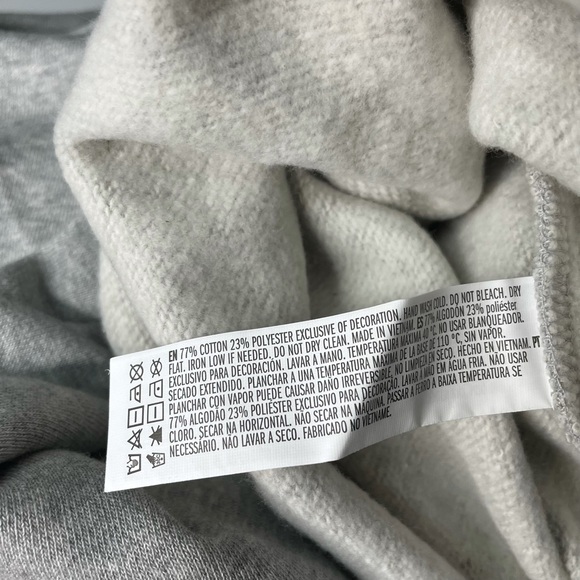 Crop top pullover sweatshirt Bedazzled Lips Kiss - Picture 8 of 10